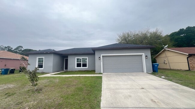 Building Photo - Beautiful 3 Bedroom, 2 Bathroom Home in Palm Bay!!