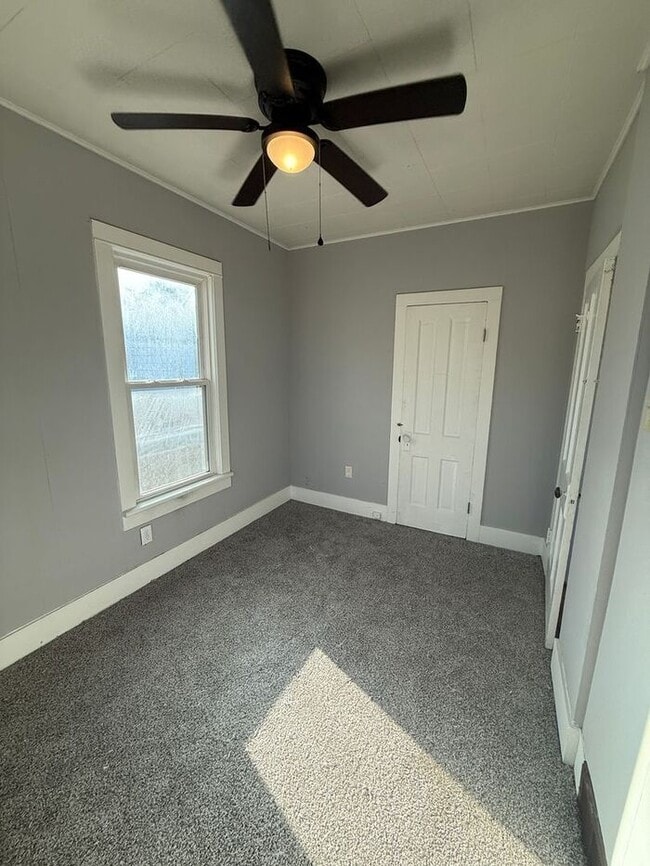 Photo - Lovely 2 bedroom now available!