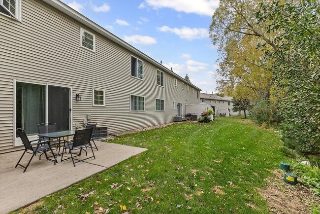 Photo - 10783 Tamarack Cir