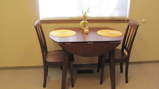 Green's Place Furnished Unit C101 - Mountain Ridge