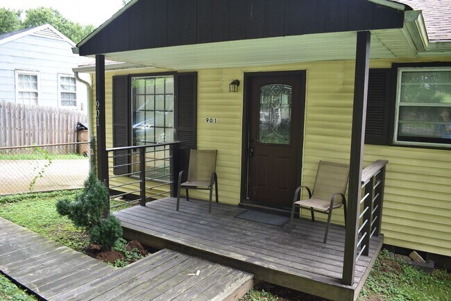 Photo - 3 Bed/2 Bath Home in East Nashville, Fenced Yard, Hardwood Floors, Minutes to Shelby Bottoms