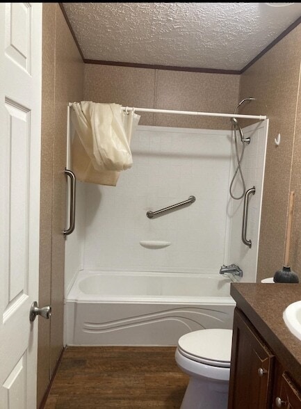 Photo - 1615 Private St