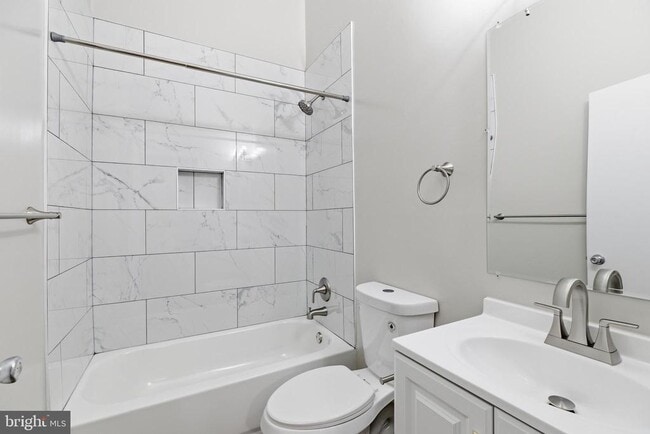 Photo - 1647 Carriage House Terrace