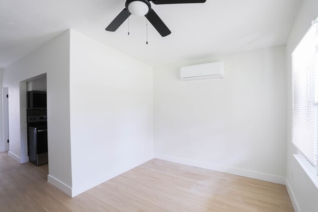 Photo - 5642 Birr Ct