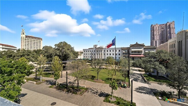 Photo - 222 Losoya St Unit 202