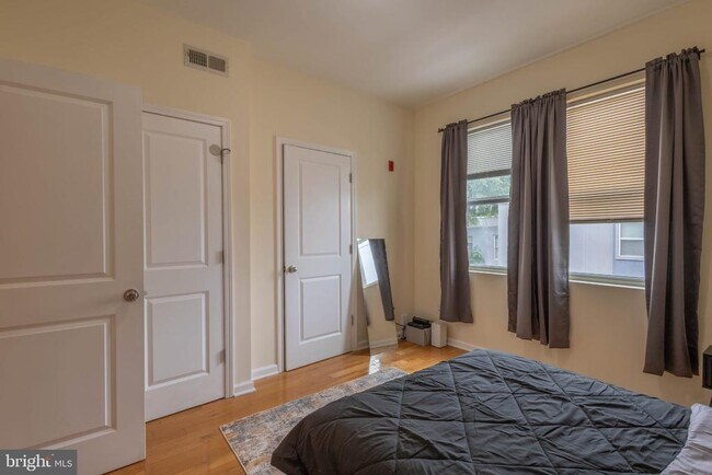 Photo - 2243 N 12th St