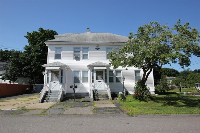 Building Photo - 23 Saxon St Unit 23