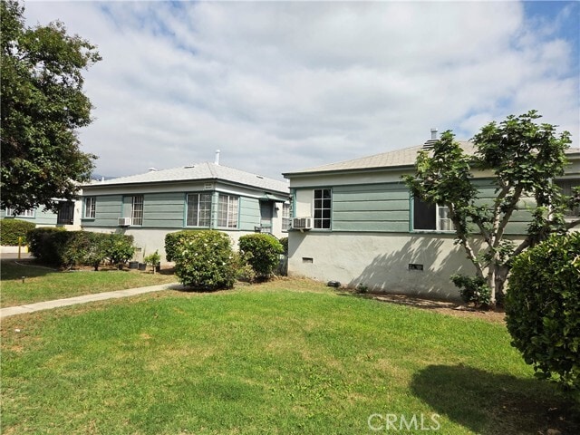 Building Photo - 364 S Sierra Madre Blvd Unit 370 1/2