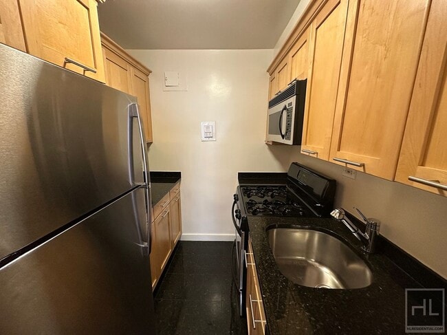 Photo - Fourth Avenue Unit 3E