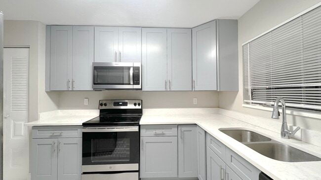 Photo - 12062 Socrates Dr Unit 12062