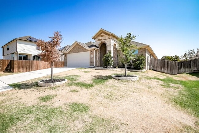 Photo - 105 Meadow Wood Cv