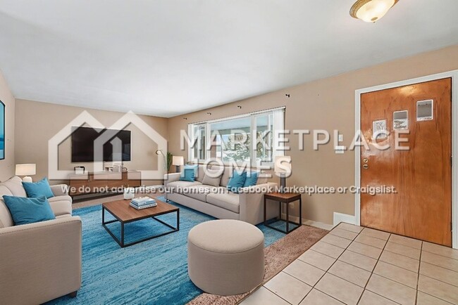 Photo - 2820 Oriole Dr