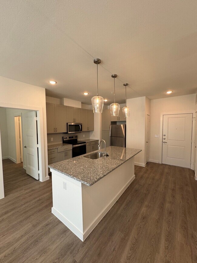 Photo - 4430 S Legacy Dr Unidad 817