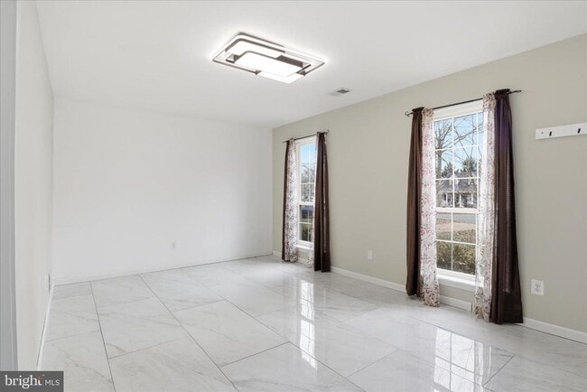 Photo - 3454 Tamarack Ct