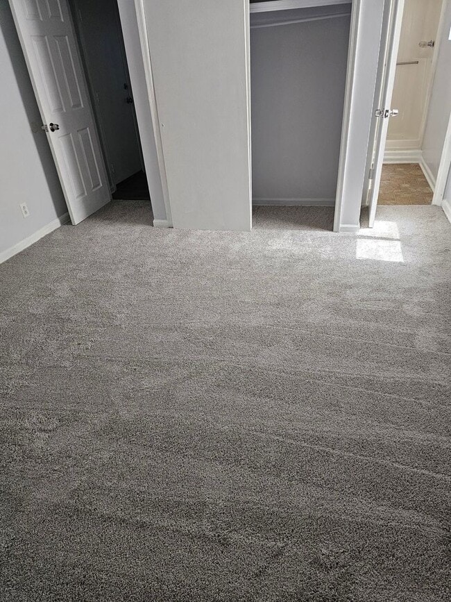 Photo - Amazing 4 Bedroom Home w/Basement! Conveni...