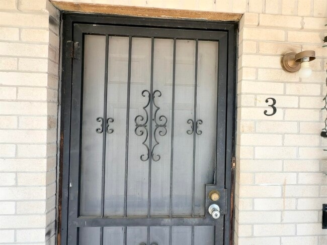 2603 Palo Blanco St Unit 3