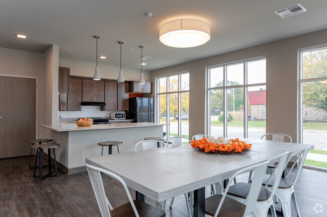 Community Room - Eleven41 Main