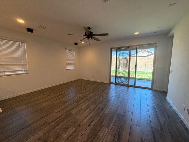 Photo - 24596 N 170th Dr