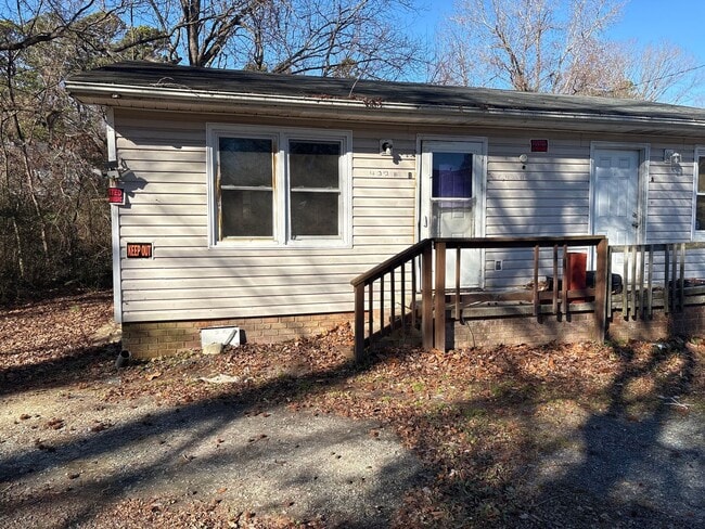 Photo - 422 B Brewer St Unit B