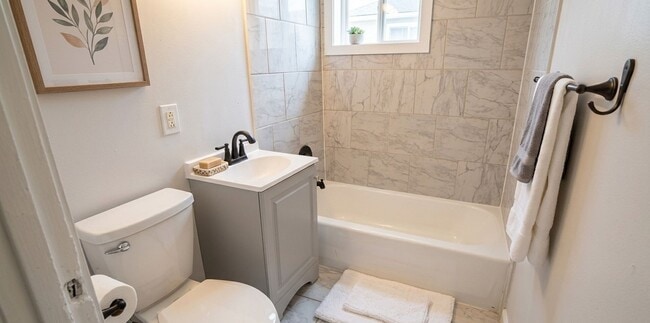 Photo - CHARMING SINGLE-FAMILY HOME IN GARY – AVAILABLE NOW!