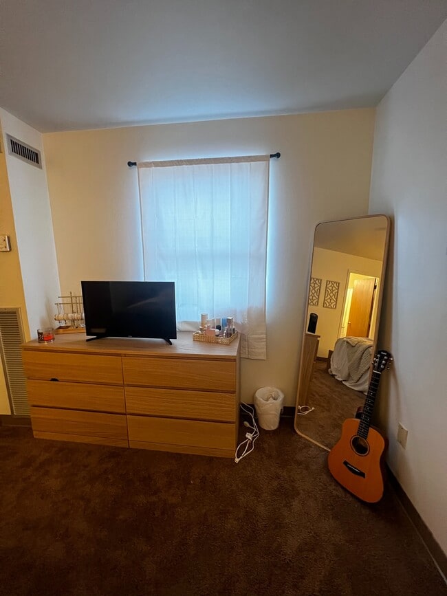 ster Hall Apartments Pittsburgh, PA