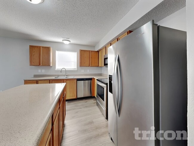 Photo - 676 Blue Meadow Dr