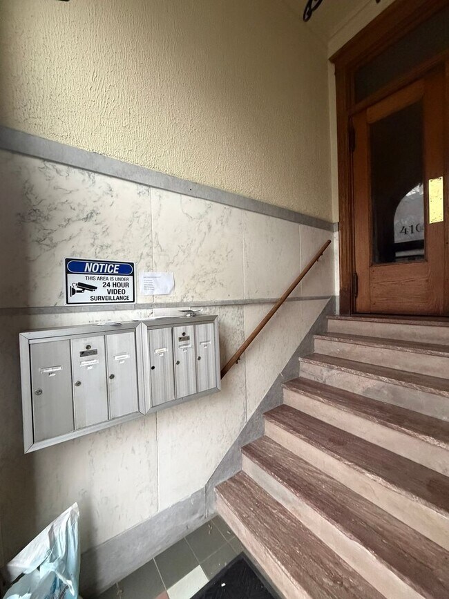 Photo - 4108 N Southport Ave Unit 2