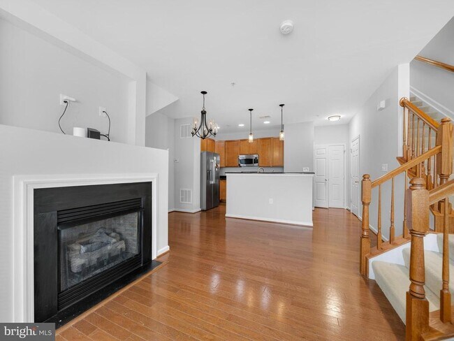 Photo - 6055 Wicker Ln