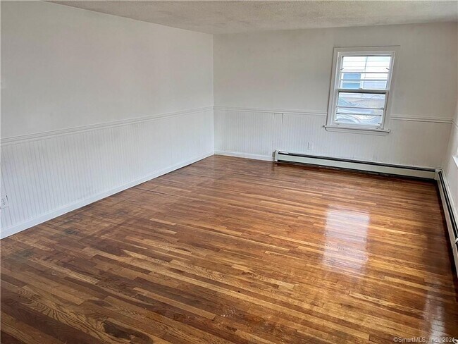 Photo - 156 Beverly Ave