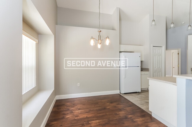 Photo - 4622 Tailfeather Ct House