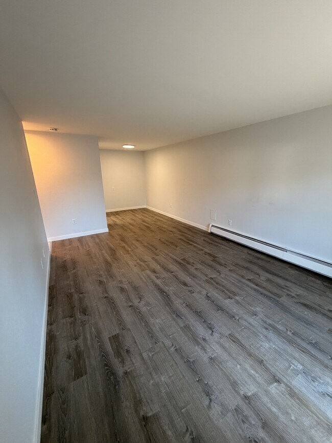 2790 Cedar Hill Rd Unit 303