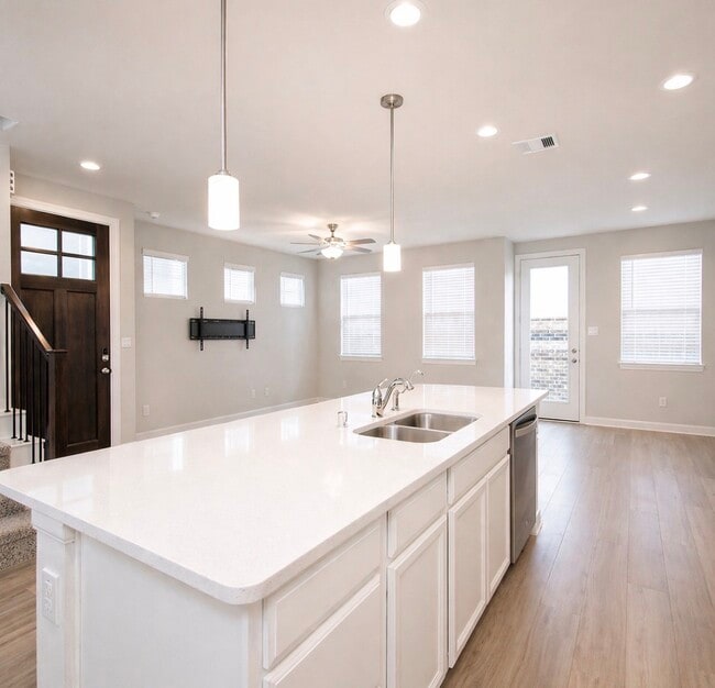 Photo - 4208 Peaceful Pines Ln