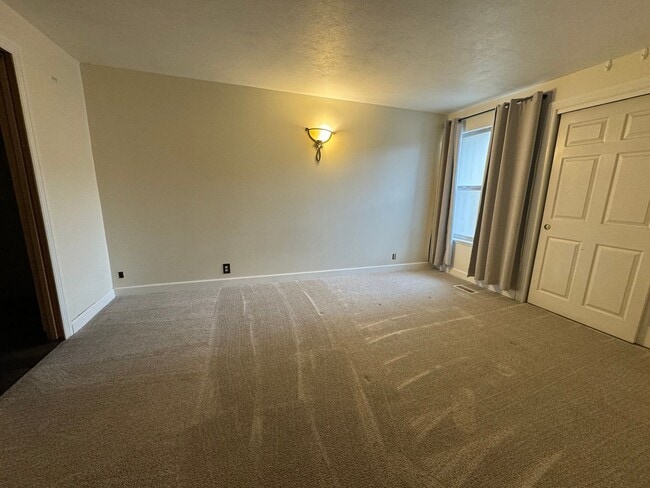 Photo - Beautiful Taylosville Home for rent!