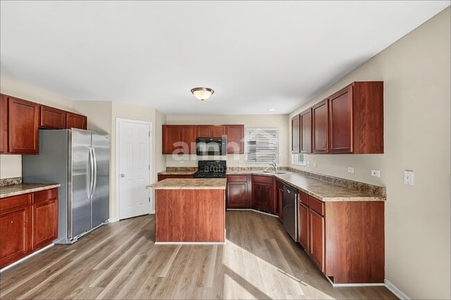 Photo - 6408 Roth Dr