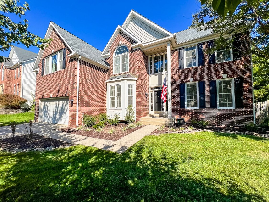 Lavish 5 Bed 3.5 bath Brick Single Family ... - Lavish 5 Bed 3.5 bath Brick Single Family ...