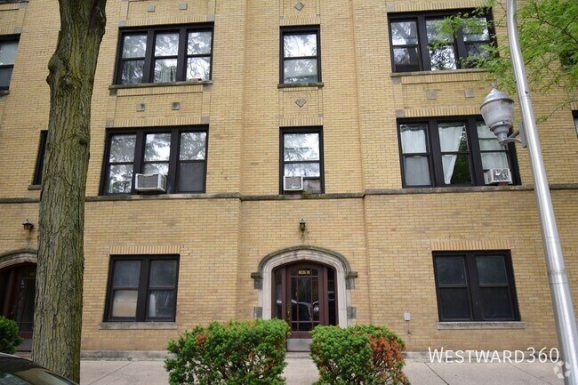 Building Photo - 6038 N Hermitage-3 Unit 3 Rental