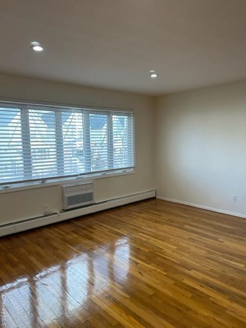 Photo - 147-28 22nd Ave