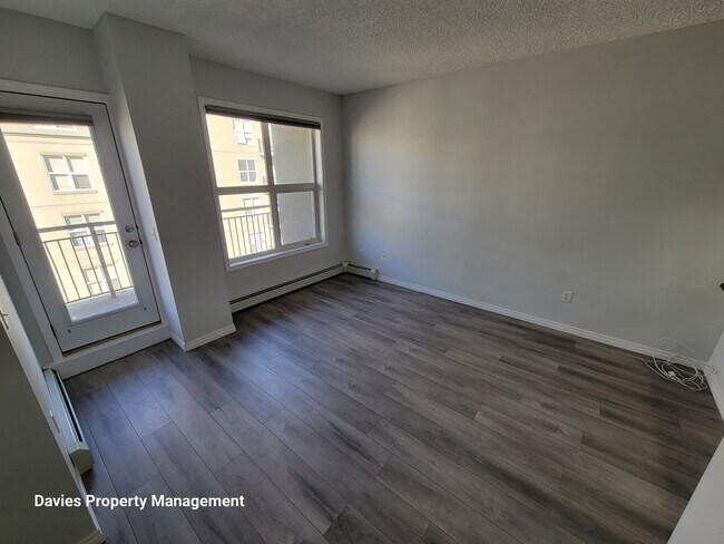 Photo - 4245-4139 139 Ave NW