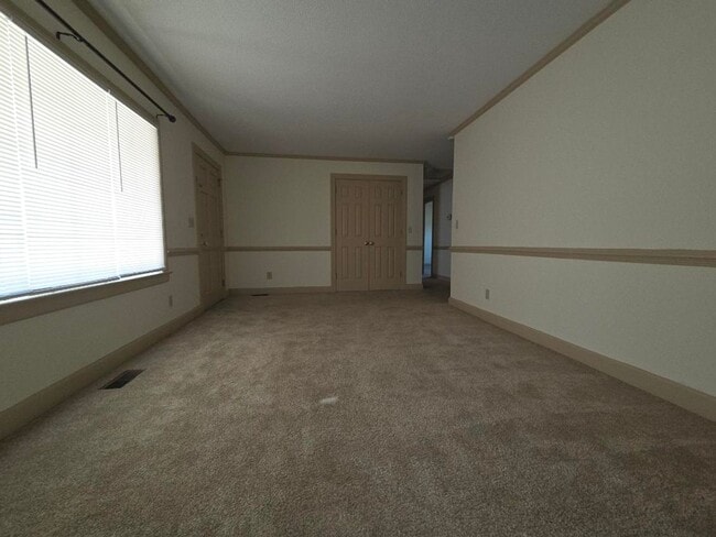 Photo - 311 Moyton Ave