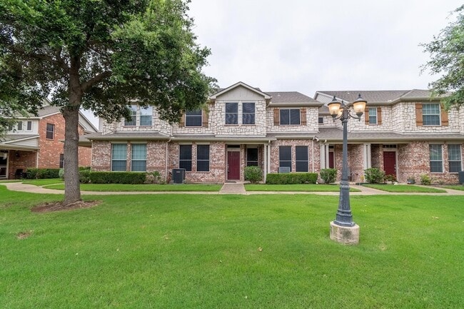 Photo - 2731 Olympic Park Dr