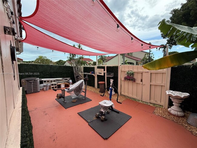 Photo - 2901 San Remo Cir