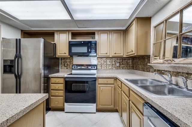 Photo - 9819 Smokefeather Ln