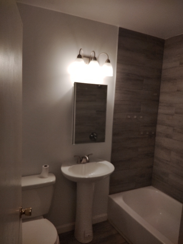 Photo - 1346 Pennwood Rd Unit 1