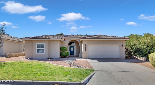 Building Photo - 232 Avenida Mirador