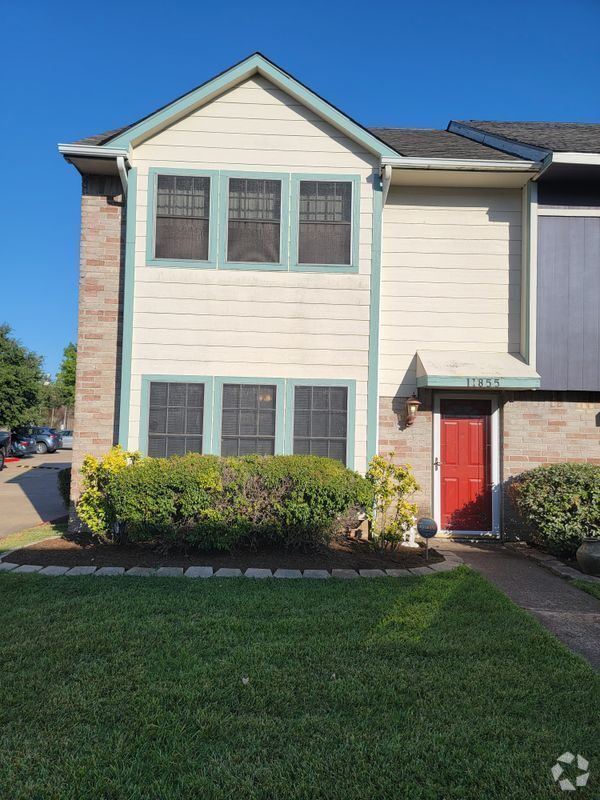 Building Photo - 11855 Algonquin Dr Rental