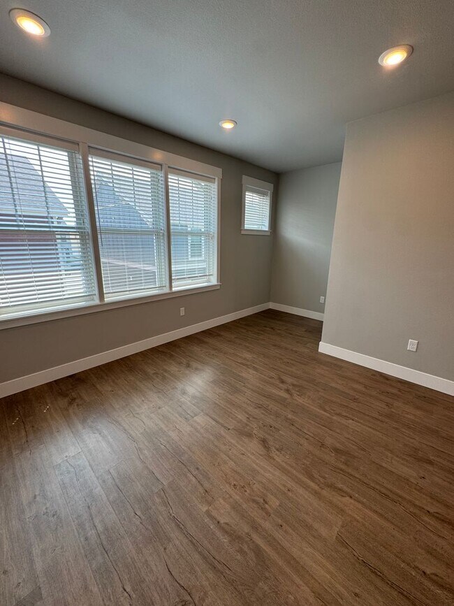 Photo - 6147 Elysian Rd Unit 202