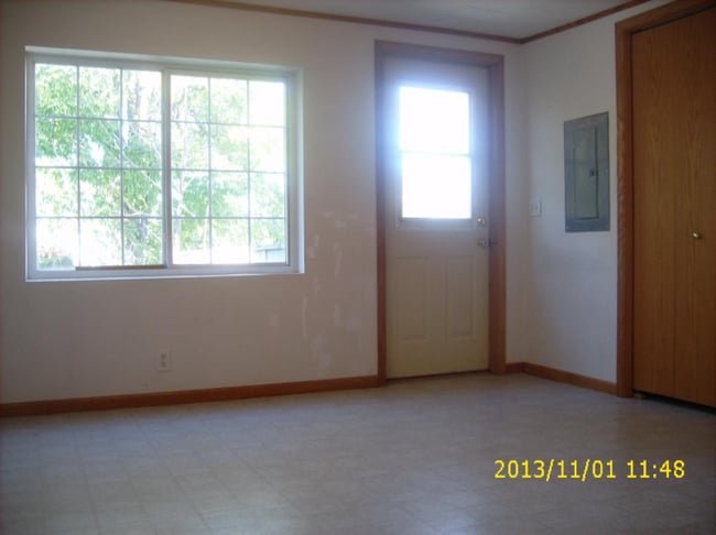 Photo - 1XX Paul Ave S