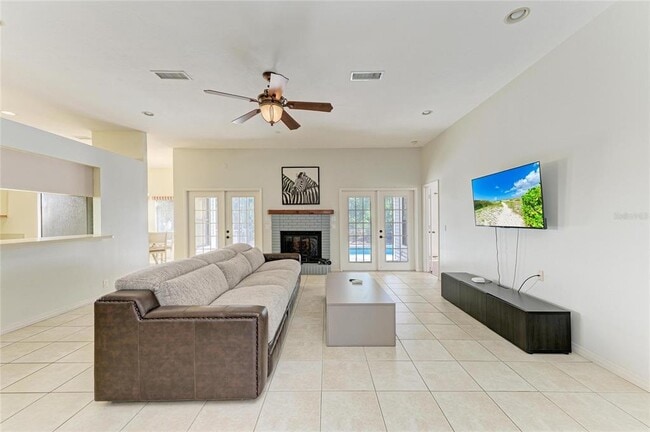 Photo - 5045 82nd Way E