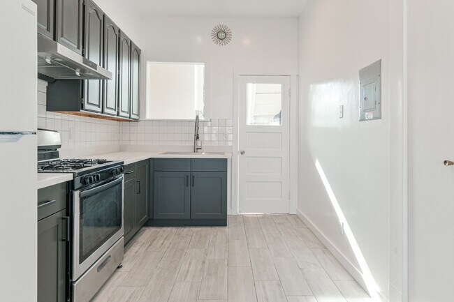 Photo - 237 Balboa St Unit 237