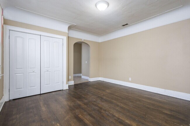 Photo - 2952 Waverly St Unit 2W